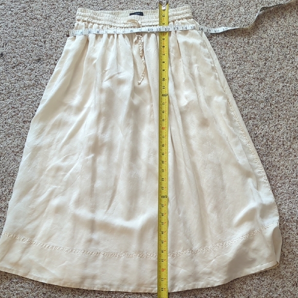 J. Crew Cream Silk A-Line Skirt Small - Picture 2 of 4